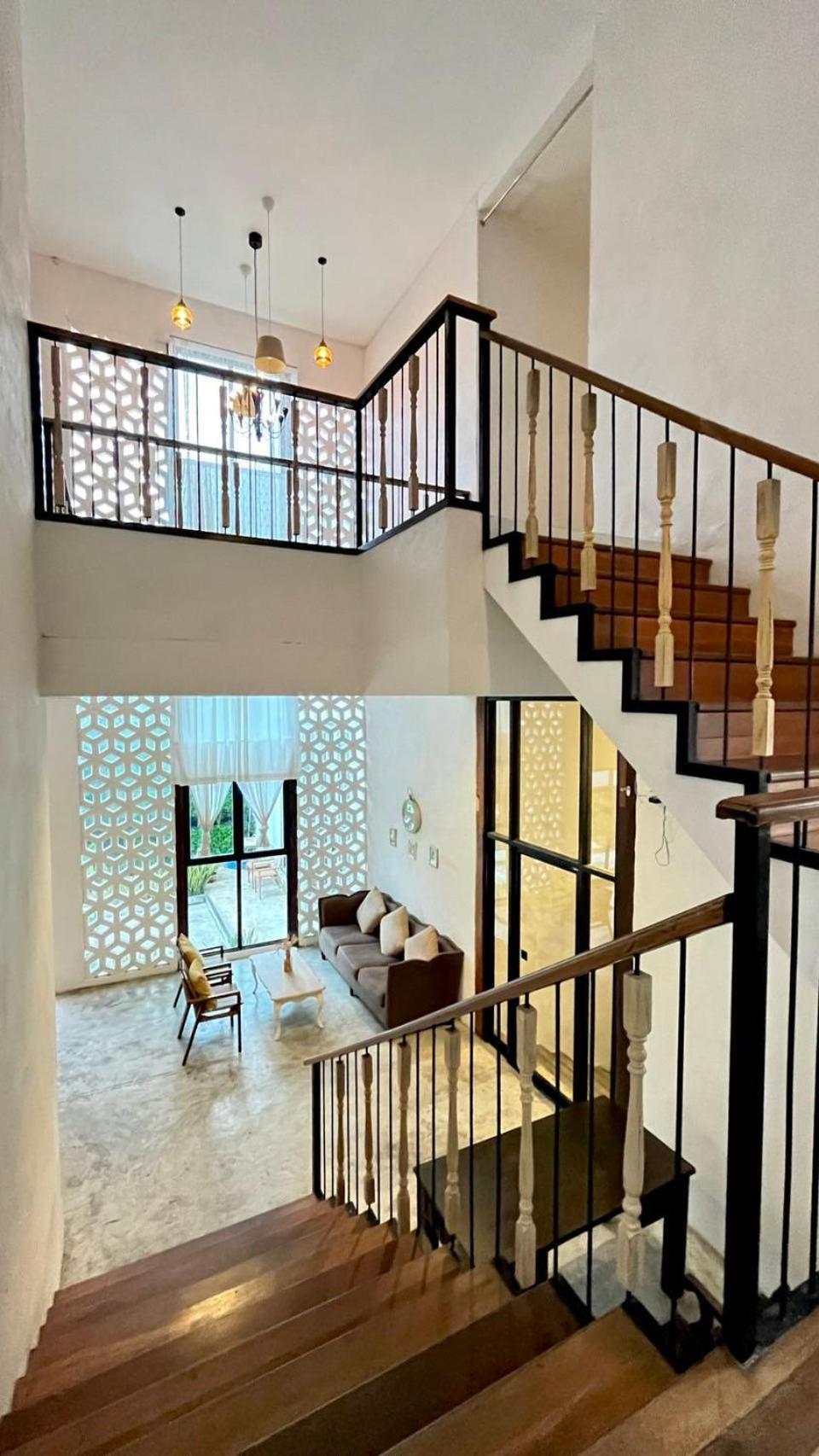 White Wall Riverfront Hotel Kamphaeng Phet Exterior foto