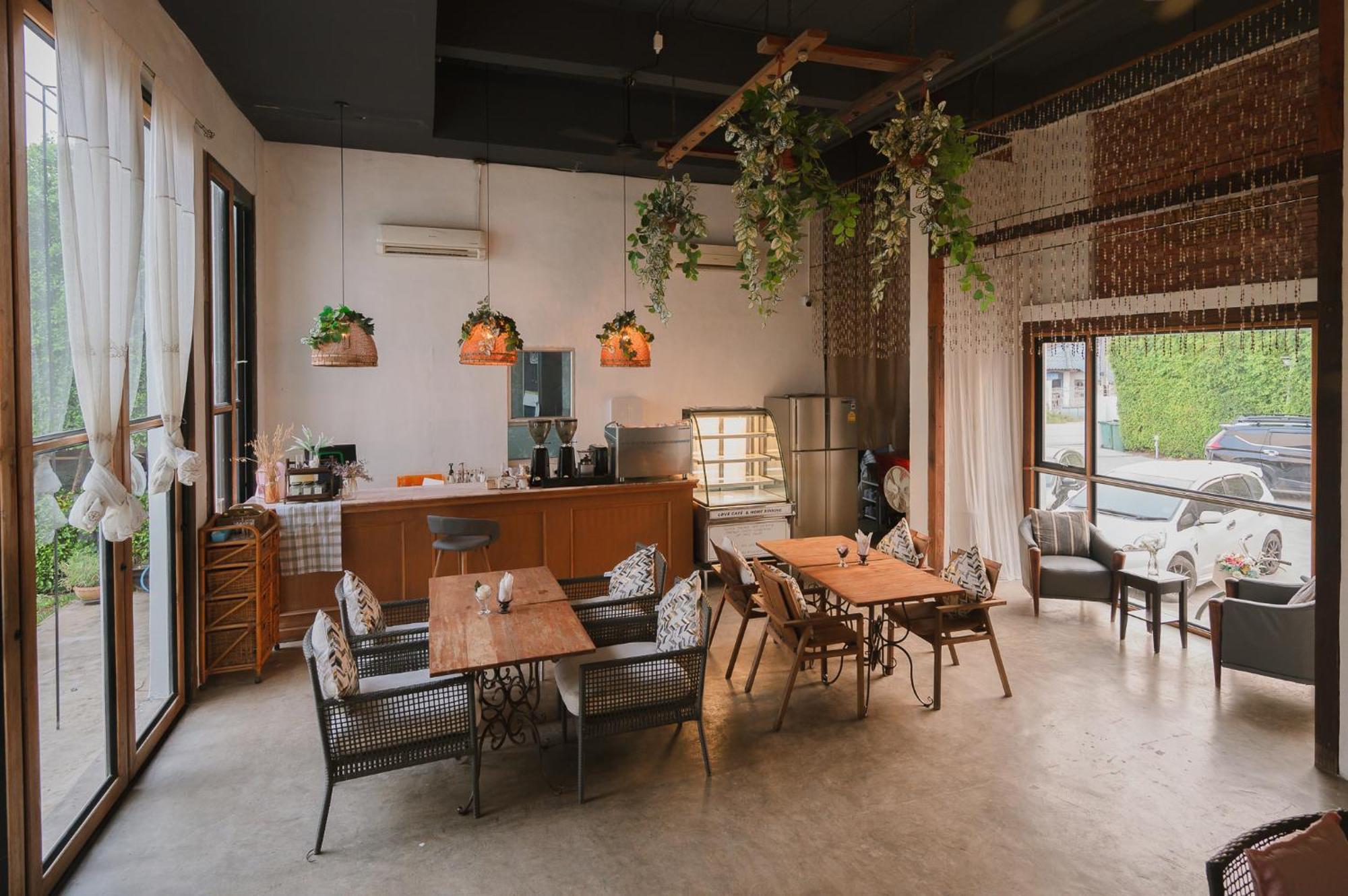 White Wall Riverfront Hotel Kamphaeng Phet Exterior foto